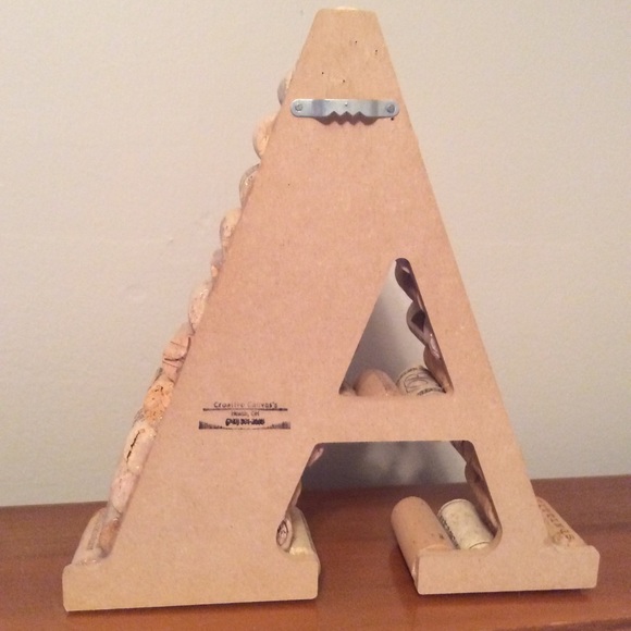 🅰️🍷 Letter A red wine Cork Decor 🍷🅰️ - Picture 3 of 4